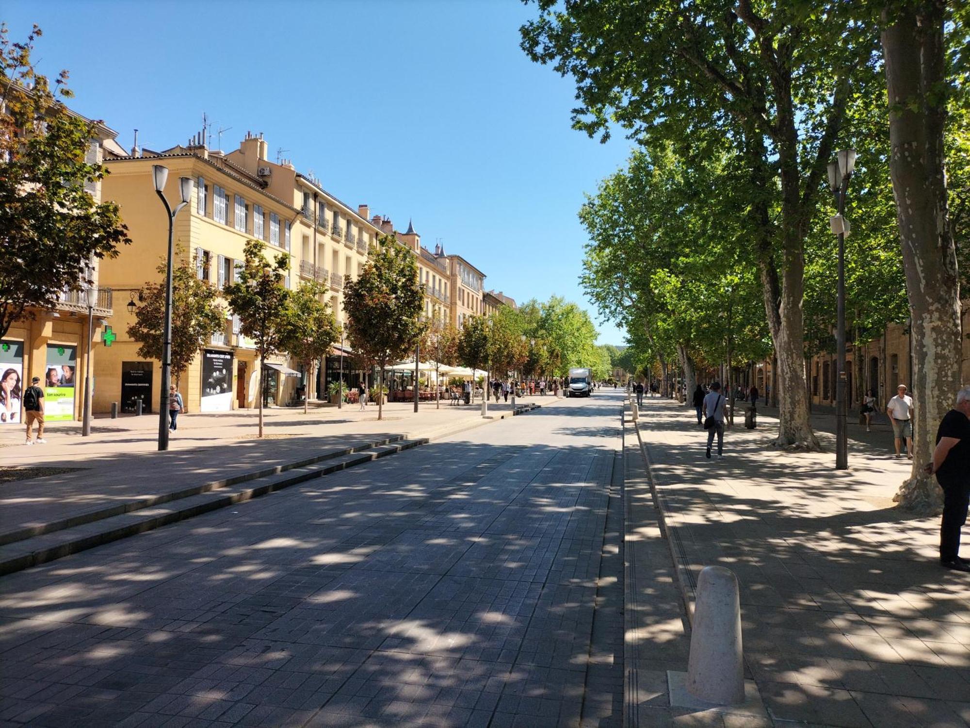 Le Matheron Lägenhet Aix-en-Provence Exteriör bild